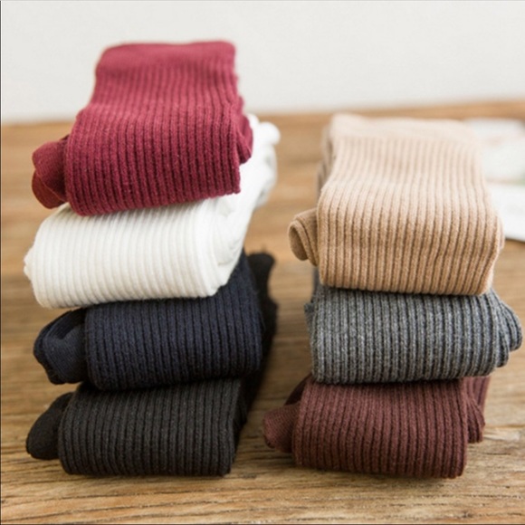 NWT Over the knee cable knit socks In 2 colors - Picture 4 of 6